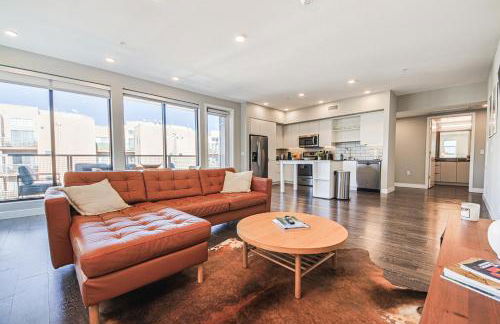 Hollywood Escape! Elegant 2BR 2BA Rental - Foto 23