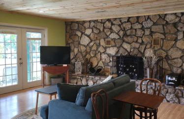 Waterfront cabin in the woods - Foto 26