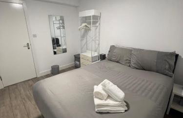 West Hampstead 3BR - with Fast WiFi - Sofa Bed & Workstation - Foto 15