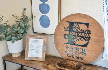 Scenic Deck w Sunset Views Near Temecula Wineries Estrada Ranch by AvantStay - Foto 17