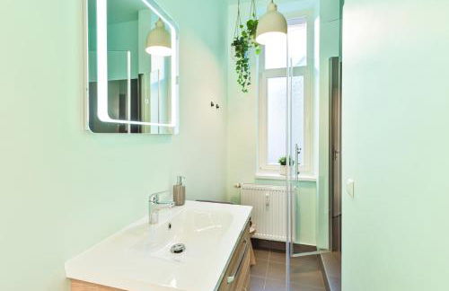 Luxus Apartments - Perfekt für Familien & Gruppen - Zentrale Lage & Parkplatz - Foto 35