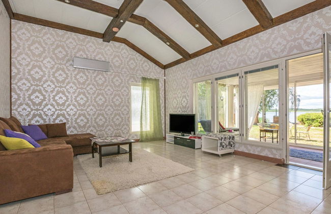 Lake suite - Photo 6