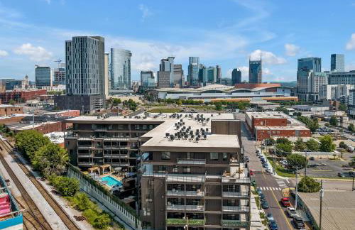 HUGE downtown corner unit- Pool-Gym-Walk 2 Broadway - Foto 2