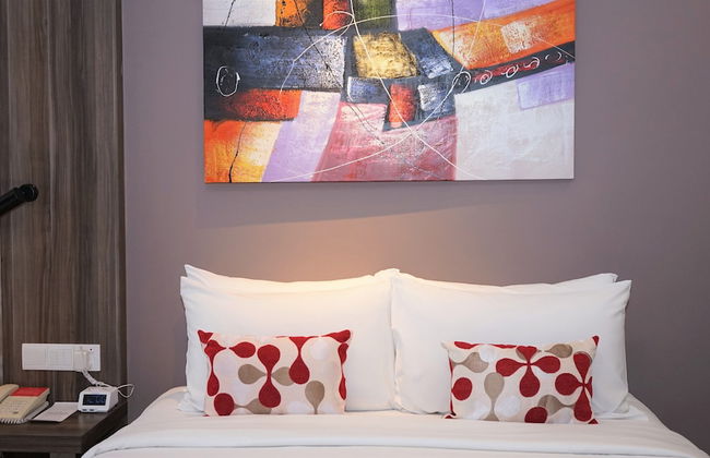 Ramada Suites by Wyndham Kuala Lumpur City Centre - Photo 25