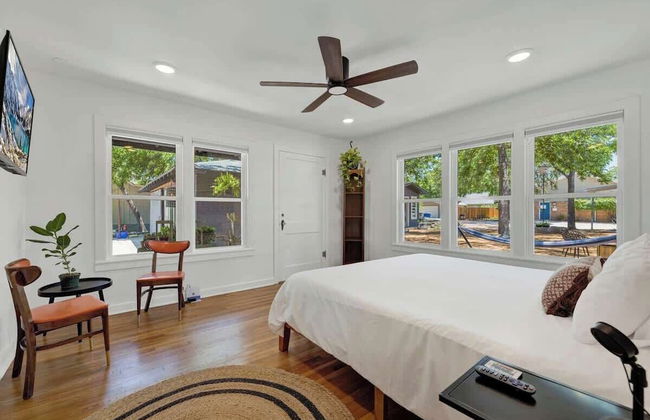 Walk to Schlitterbahn With Firepit - Foto 5