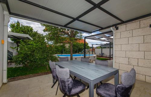 Azure Heaven Apartment w heated pool - Photo 13