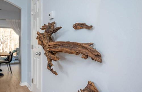 Modern 3-BR Townhome w Private Backyard Near RTP - Foto 4