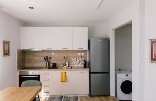 Ste's house at Macedonia Airport - Photo 3