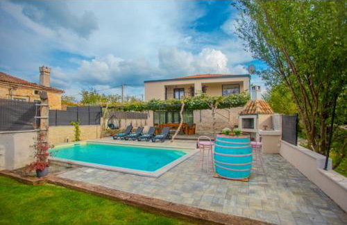 Kuća poli stare nuoni - Photo 1