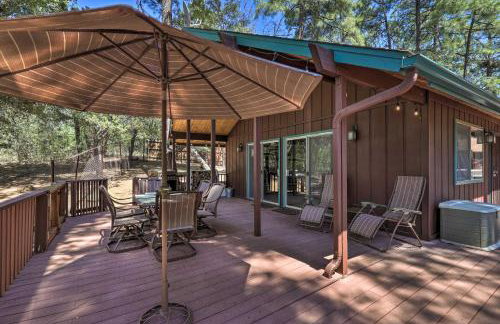 Deck with Wooded Views Rustic-Chic Prescott Cabin! - Foto 19