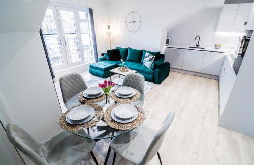 The Booker Retreat - Bright 1BR Top Floor Apt with Free Secure Underground Parking - Foto 22