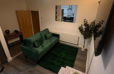 Spacious City Centre 2-Bedroom Apartment by StaySavvy Accommodation - Foto 4