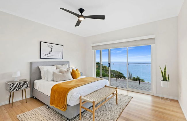 Clifftop Luxury With Spectacular Ocean Views - Photo 13