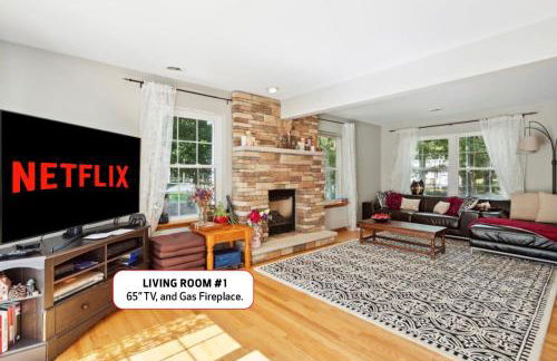 Spacious Home by Kalahari Waterpark, Camelback, Jim Thorpe, FREE EV and PRIVATE SAUNA - Foto 14