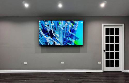 Sleeps 24+ Luxury house Near Chicago 12 king beds - Foto 28