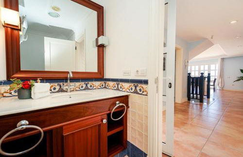 Villa Magnificent 5-star with sea view, jacuzzi and pool - Foto 71