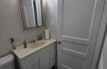 Close-to-Everything Midtown Cottage - Foto 42