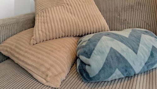 Design Suite 2 Bedrooms Living Room and Balcony - Foto 2