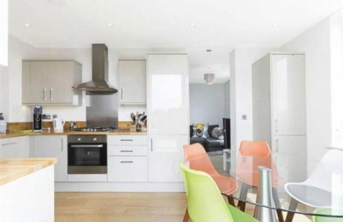 2-Bed Terrace Flat Close to Tower Bridge - Photo 6