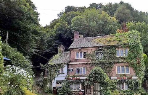 Woodbine Cottage-PART OF ALTON COTTAGES - Foto 34