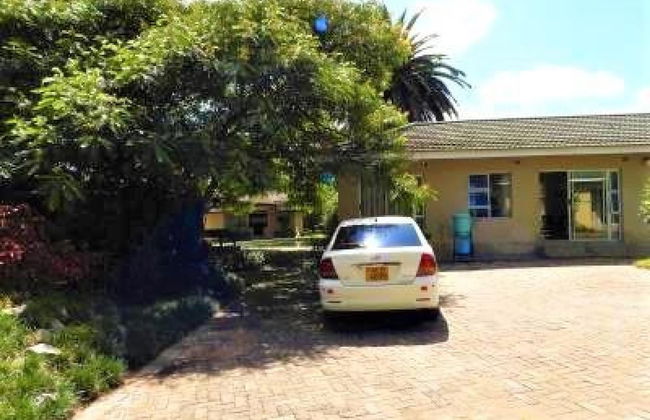 2 Bedroomed Apartment With En-suite and Kitchenette - 2066 - Foto 9