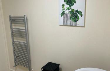 Serene 2BR Retreat Perfect for Long Stays - Foto 28