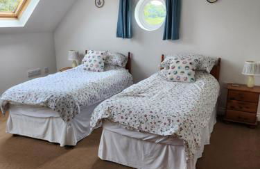 Cottage Sleeps 4 - Pet Friendly w Free Parking - Foto 19