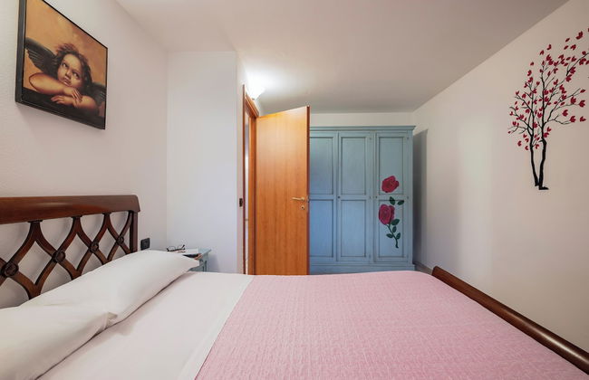 Follonica Apartments - Photo 12