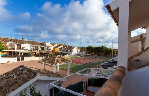 The Small Village - Pool and Relax near the Airport - Foto 34