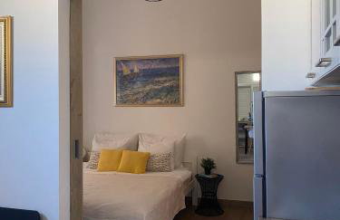 Apartments Karuza Center of old town Vis - Photo 10