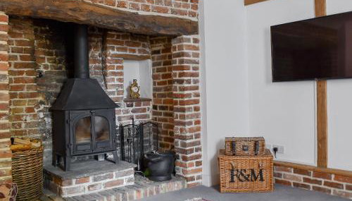 Holme Cottage - Photo 2