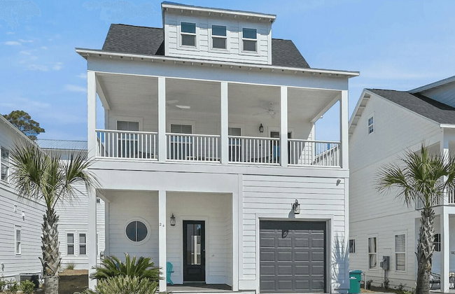 Nacho Beach House by Avantstay Inlet Beach Sleeps 10 + Pool - Photo 70