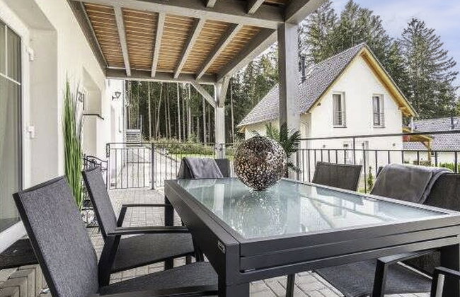 Lakeside Village 22 - Photo 1