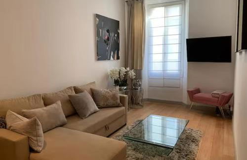 3P Cannes Centre 2min Palais des Festivals,Rue du Antibe location - Foto 1