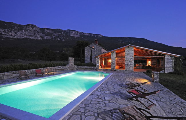 Picturesque Mansion in Kozljak - Foto 1