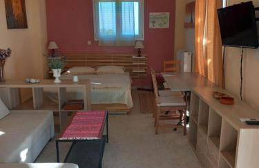 Greekboule Home - Photo 8