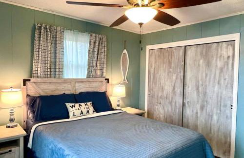 Lakeside Oasis with Kayaks, Hot Tub, & Fire Pit - Foto 67