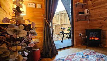 The Laurels - Wood Fired Hot Tub and Firepit - Foto 5