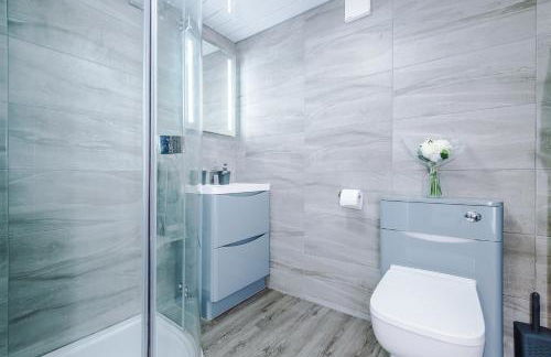 3BR Elegant House in Leeds Sleeps 6 Parking - Foto 67