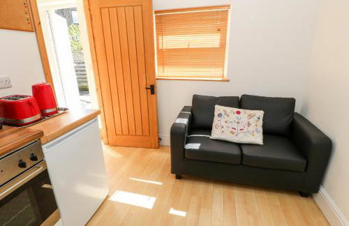 Garden Cottage - Photo 4