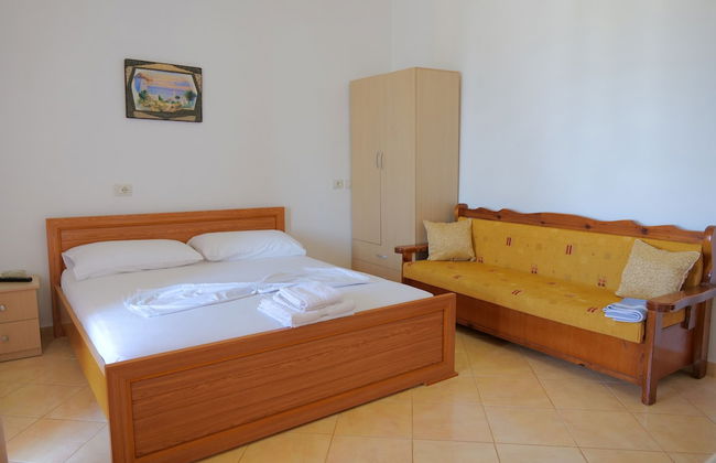 Pellumb Apartments - Photo 17