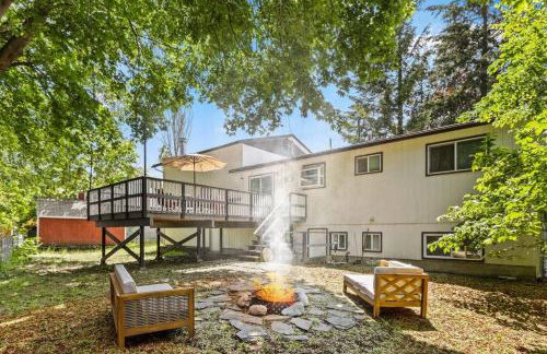 Hot Tub and Spacious Backyard Close to Lake! - Foto 1