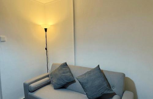 Bright and Spacious 2 Bed Flat Sleeps 5 - Foto 12