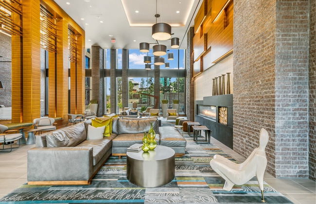 Global Luxury Suites at Reston Town Center - Photo 14