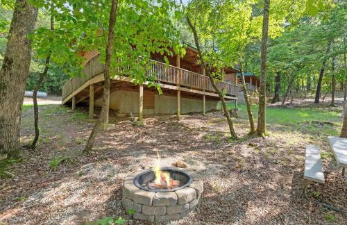 Table Rock Lake Cabin - Hawthorn #12 with Lake Access Hot Tub Outdoor Pool - Foto 22