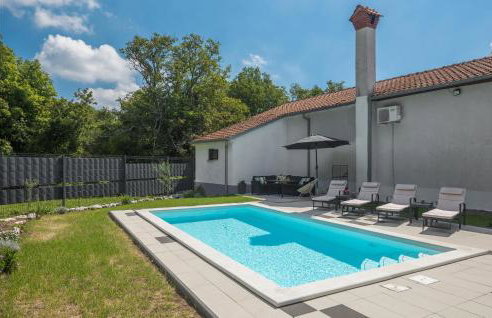 2 Bedroom Stunning Home In Brest - Foto 8