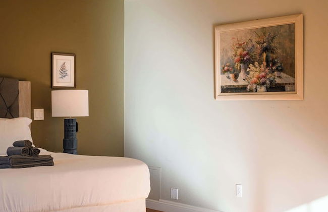 Luxury Estate With Sparkling Pool & Elegant Amenities - Foto 3