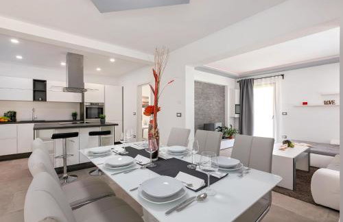 Splendid Villa in Vi inada with sauna - Foto 10