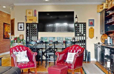 Luxury Downtown South Haven Condo With Rooftop Deck - Photo 25