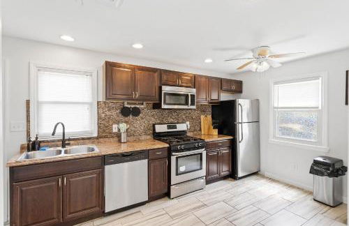 NEW! Quiet Family House near the Casino - Foto 10